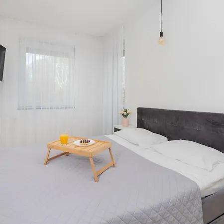 Angielska Grobla Z Parkingiem W Sercu Gdanska By Renters Apartment *