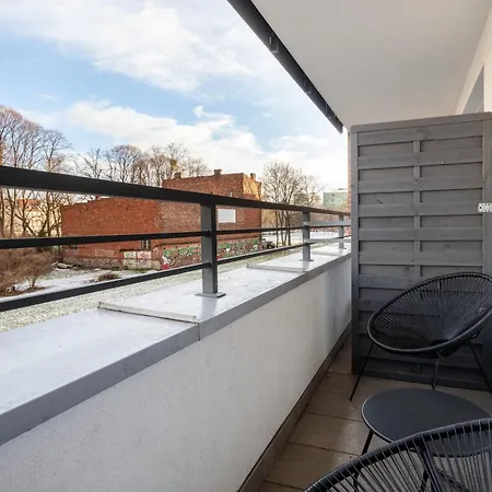 Apartment Angielska Grobla Z Parkingiem W Sercu Gdanska By Renters *